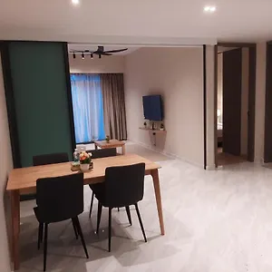 Crystal Suites At Eaton Klcc Апартаменты